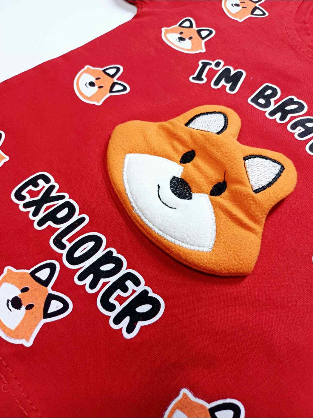 Детски комплект - Тениска и шорти "Brave Explorer" – червен Детски комплект - Тениска и шорти "Brave Explorer" – червен